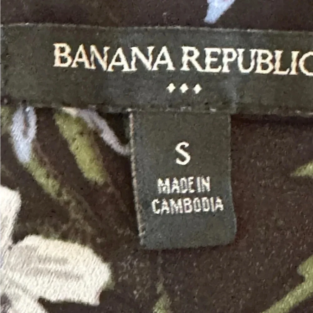 Banana Republic Black with Floral Print Floral Tank Top size Small - Picture 3 of 7